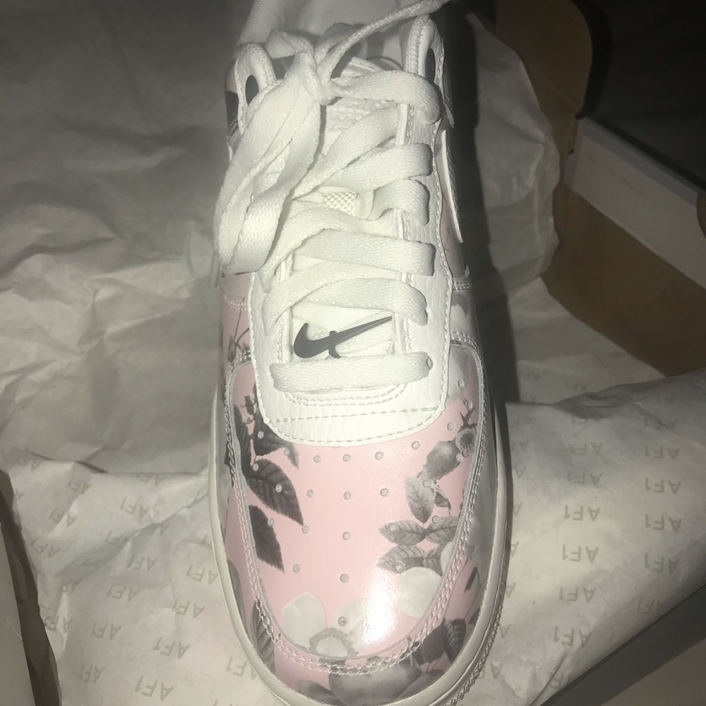 Air Force 1’s (deadstock) - Picture 2 of 3